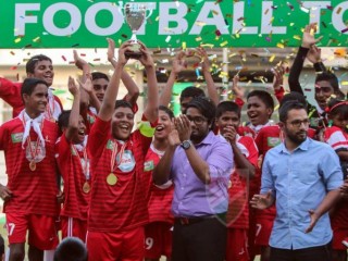 އިންޓަ ސްކޫލް ފުޓުބޯޅަ މުބާރާތުގައި ބައިވެރިވުމަށް ފުރުސަތު ހުޅުވާލައިފި