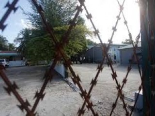 ޖަލުގައި އަނިޔާކުރާކަމުގެ ތުހުމަތުތަކެއް، ހިއުމަން ރައިޓްސް ކޮމިޝަނުގެ ޖަވާބެއް ނުލިބުނު