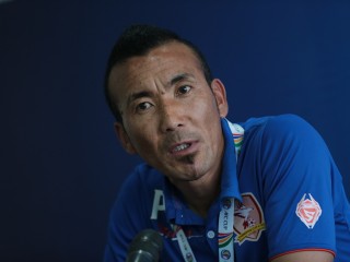 ރަނގަޅަށް ނުކުޅެވުނީ މޫސުމުގެ މައްސަލަ ދިމާވުމުން: ތިމްޕޫގެ ކޯޗު