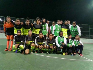 އައްޑޫގައި ފުރަތަމަ ފަހަރަށް އަންހެން ފުޓްބޯޅަ ޓީމެއް އިފްތިތާޙްކޮށްފި 