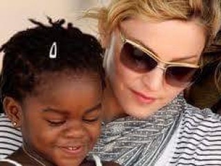 އިތުރުކުދިން އެޑޮޕްޓްކުރުމުގެ ހުއްދަ މެޑޯނާއަށް ދީފި