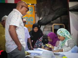 އެމްޑީޕީގެ ޕްރައިމަރީއެއްގެ ވޯޓުލުން ކުރިއަށްގެންދަނީ