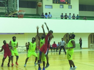 ޓީރެކްސް އިން ކިންގްސް ބީސީ ބަލިކޮށްފި