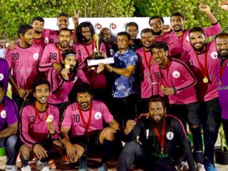 އޮފީސް ހޭންޑްބޯލް މުބާރާތުގެ ޗެމްޕިއަން އިމިގްރޭޝަނާއި އެމްޕީއެލް އަށް 