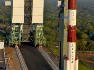 އެއްފަހަރާ އެންމެ ގިނަ ސެޓްލައިޓް ލޯންޗްކުރުމުގެ ރެކޯޑް އިންޑިއާ އަށް