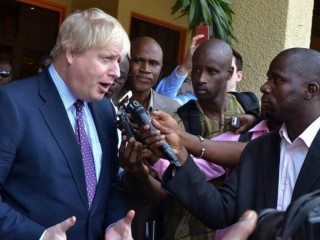  ގެމްބިއާ ވަރަށް އަވަހަަށް އަލުން ކޮމަންވެލްތާ ގުޅޭނެ: އިނގިރޭސި ޚާރިޖީ ވަޒީރު