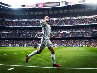 ސްޕެނިޝް ލަލީގާ: ބޭލް އެނބުރި އައިސް ރެއާލް މޮޅުކޮށްދީ މަގާމުގައި ބަހައްޓައިފި