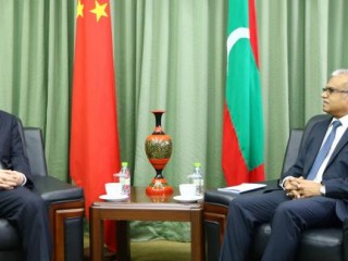 ދިވެހި ފޮރިން މިނިސްޓްރީ އާއި ޗައިނާގެ ފޮރިން މިނިސްޓްރީއާ ދެމެދު މަޝްވަރާ ބައްދަލުވުން ބާއްވައިފި