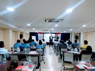  ފިޝާ ބްރޭންޑްގެ އުފެއްދުންތަކާ ގުޅޭ މައުލޫމާތު ދިނުމުގެ ބައްދަލުވުމެއް ބާއްވައިފި 