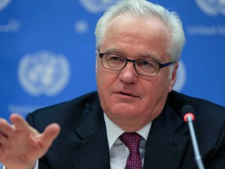 އެމްބެސެޑަރ ޗާކިން އަވަހާރަވެފައިވާ ގޮތް ދެނަގަތުމަށްޓަކައި އިތުރު ޓެސްޓުތަކެއް ހަދަން ޖެހޭ: މެޑިކަލް އެގްޒެމިނަރުން