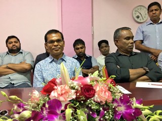 ޕީޕީއެމްގެ މެމްބަރޝިޕް ފޯމްތަކެއް ހަވާލުވުމަށް ބާއްވާ އިވެންޓް އޮތުމުން މަޖިލީހުގެ ޖަލްސާ ފަސްކޮށްފި