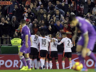 ސްޕެނިޝް ލީގު: ވެލެންސިއާ އަތުން ބަލިވެ ރެއާލް އަށް އިތުރު ހުރަހެއް