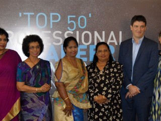 ލަންކާގައި ދޭ ޕްރޮފެޝަނަލް އެވޯޑަކަށް ކުރިމަތިލުމުގެ ފުރުސަތު ދިވެހި އަންހެނުންނަށް