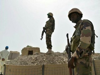 ނައިޖަރގެ ހަނގުރާމަވެރިންތަކެއް އަސްކަރިއްޔާގެ 15 ސިފައިން މަރާލައިފި