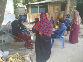 އެމްޔޫއޯގެ ފަރާތުން ރ. އަތޮޅުގައި "ދޮރުން ދޮރަށް" ހަރަކާތްތައް ކުރިއަށް ގެންގޮސްފި