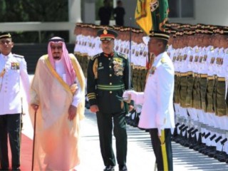 ސައޫދީ ރަސްގެފާނުގެ 9 ދުވަހުގެ ދަތުރަށް 506 ޓަނުގެ ލަގެޖް 