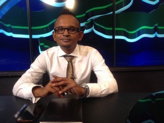 ރައީސް ޔާމީން މިހާރު ކުރައްވަމުން އެ ގެންދަވާ ކަމަކީ އެމްޔޫއޯއަށް ކެމްޕެއިން ކޮށްދިނުން: ޝަމާޢު