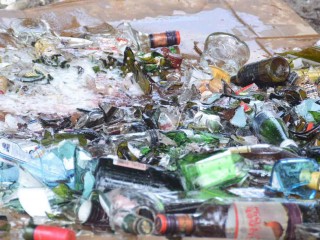 Customs destroys large amounts of confiscated alcohol