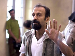 ޓްރަމްޕްގެ އިމިގްރޭޝަން ގަރާރާއި ދެކޮޅަށް އިހްތިޖާޖްކުރި އިރާންގެ ފިލްމު ޑިރެކްޓަރަށް އޮސްކާ އެވޯޑް ލިބިއްޖެ