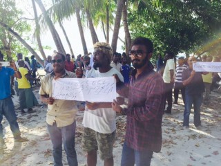 އިހްތިޖާޖުގައި ފުލުހުންގެ ބެލުމުގެ ދަށަށް ގެންދިޔަ އެންމެން ދޫކޮށްލައިފި