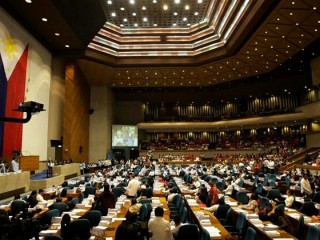 ފިލިޕީންސްގެ ގާނޫނުހަދާ މަޖިލީހުގެ ދަށުގެއިން މަރުގެ ހުކުމް ތަންފީޒުކުރަން ފާސްކޮށްފި  