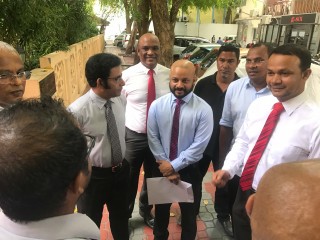 މަސީހު ބޭރުކުރުން ލާޒިމް، ބޮޑު މެޖޯރިޓީއެއް އެބައޮތް: ފާރިސް