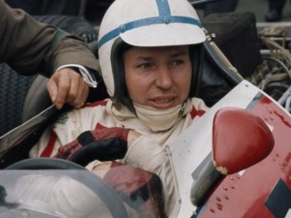 އެފްވަން ޗެމްޕިއަން ޖޯން ސަރޓީޒް މަރުވެއްޖެ