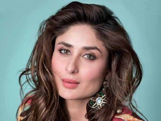 ކަރީނާގެ އަތުގައި ހުރި އަގުބޮޑެތި ތަކެތި އިނގޭތަ؟