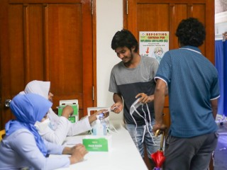 ފްލޫ ކްލިނިކްގައި 4 މީހުން ވަނީ އެޑްމިޓް ކުރެވިފައި!