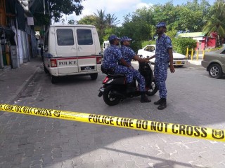 މަޑުއްވަރީގައި ފުލުހުންގެ ކާރަކަށް ގެއްލުންދިން މައްސަލައިގައި މީހަކު ހައްޔަރުކޮށްފި