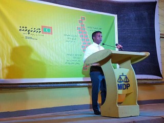 ސަރުކާރުގައި ތިބި ވެރިންނަކީ ލާމަރުކަޒީގެ ނިޒާމްގެ ދުޝްމަނުން: އަހްމަދު