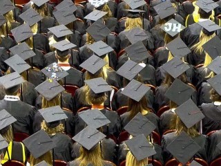 ޕީއެޗްޑީ ހާސިލްކޮށްފައިވާ މީހުން އެންމެ ގިނައީ ކޮން ގައުމެއްގައި