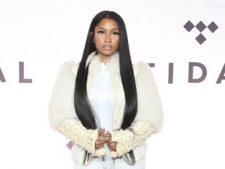 އެރީތާ ފްރެންކްލިން ވައްޓާލައި އެންމެ ގިނަ ހިޓްސް ލިބިފައިވާ އަންހެން އާޓިސްޓްގެ ލަގަބު ނިކީ މިނާޖަށް