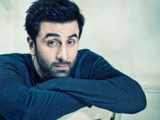 އިންސްޓަގްރާމްގައި ކުރީގެ ލޯބިވެރިން ފޮލޯކުރާ ކަމަށް ރަންބީރު ބުނެފި