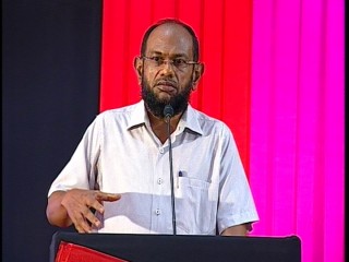 މަޖިލީހުގައި މަޝްވަރާގެ އުސޫލެއް ނެތް، މަސީހު މަގާމުން ދުރުކުރަންޖެހޭ:ޑރ. މަޖީދު 