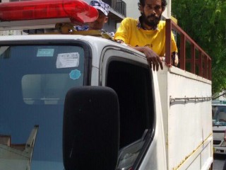 އެމްޑީޕީގެ އޮފީސް ކުރިމަތިން މީހަކު ހައްޔަރުކޮށްފި 