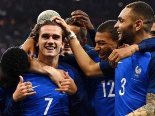 އިންޓަރނޭޝަނަލް ފްރެންޑްލީ: ފްރާންސްގެ މައްޗަށް ސްޕެއިން ކުރިހޯދުން