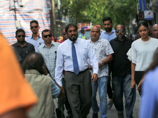 ގާނޫނީ އިމުގެ ތެރެއިން ސަރުކާރު ވައްޓާލަން މަސައްކަތް ކުރުން، ކުށެއްތަ؟