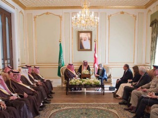 އިނގިރޭސި ބޮޑުވަޒީރު ސައުދީއަށް ވަޑައިގެންފި