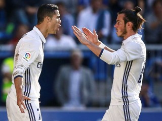 ރޮނާލްޑޯ އަދި ބޭލް، ލެގަނޭސް އާ ދެކޮޅަށް ކުޅޭ މެޗްގައި ނުކުޅޭނެ:ޒިދާން