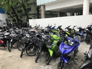 ޕާކްކޮށްފައިވާ ސައިކަލްތަކެއް