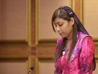 އައްޑޫ މީދޫ ދާއިރާގެ މެމްބަރު ރޮޒެއިނާ އާދަމް