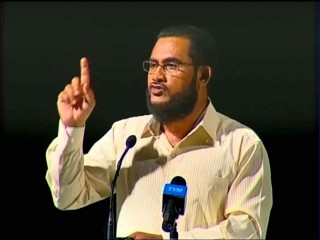 ހައްގުގޮތުގައި ސާބިތުވެ ތިބިހާ ހިނދަކު މާތް ﷲ ނިކަމެތި ނުކުރައްވާނެ: ޝެއިޚް އިލްޔާސް