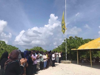 ކަނޑޫދޫގައި އެމްޑީޕީން ދޮރުން ދޮރަށް ހިނގައިފި