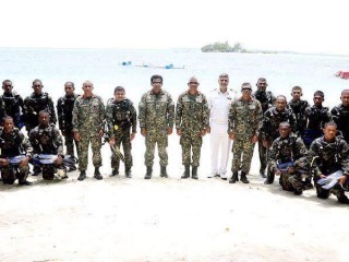 ހަތަރު ގައުމެއްގެ އަސްކަރިއްޔާ ސިފައިން ބައިވެރިވެގެން ހިންގި ޑައިވް ކޯސް ނިންމާލައިފި