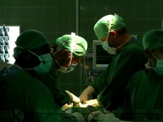 އޭޑީކޭ އިން ރާއްޖޭގެ ފުރަތަމަ ސްޕައިނަލް ކޮންފަރެންސް ބާއްވައި، މައިބަދައިގެ ބޮޑު އޮޕަރޭޝަނެއް ލައިވްކޮށްފި