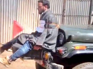 އިންޑިއާ ސިފައިން އައްޑަނައަކަށް އިންސާނަކު ބޭނުންކުރި ކަމަށް ބުނާ މައްސަލައެއް ބަލަނީ