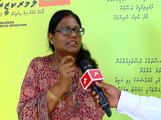 ސިޓީ ކައުންސިލްގެ ބާރުތައް ނަގައިގެންވެސް ސަރުކާރަށް ކޮށްދެނު ކަމެއްނެތް، ރައްޔިތުންގެ ނިކަމެތިކަން ދަނީ އިތުރުވަމުން: ޝިފާ