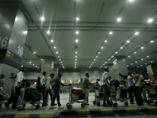 ފްލައިޓްތަކެއް ހައިޖެކް ކުރާނެ ކަމުގެ އިންޒާރާއެކު އިންޑިޔާގެ 3 އެއަރޕޯޓް އެލަރޓްވެއްޖެ