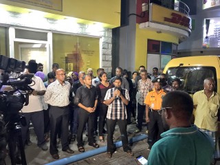 އެމްޑީޕީގެ ޗެއާރޕާސަން ހަސަން ލަތީފް ހައްޔަރު ކުރުމަށްފަހު، ދޫކޮށްލައިފި